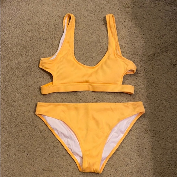 Cupshe Other - Yellow Bikini